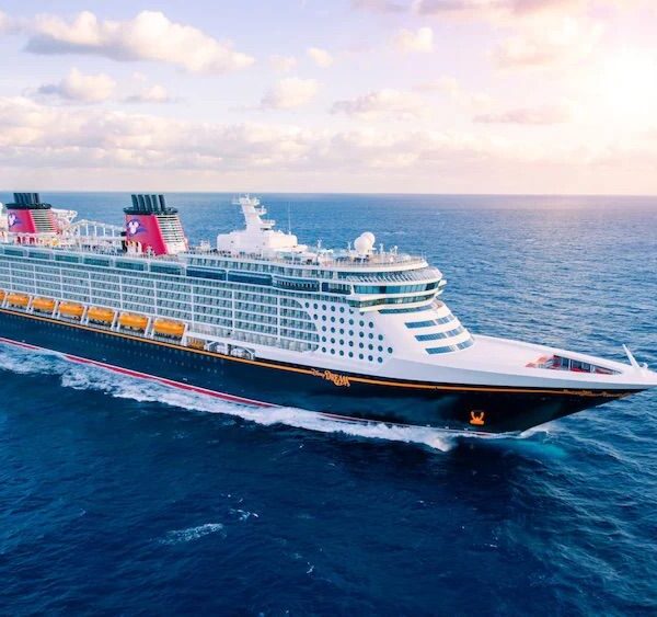 Disney Dream Cruise liner